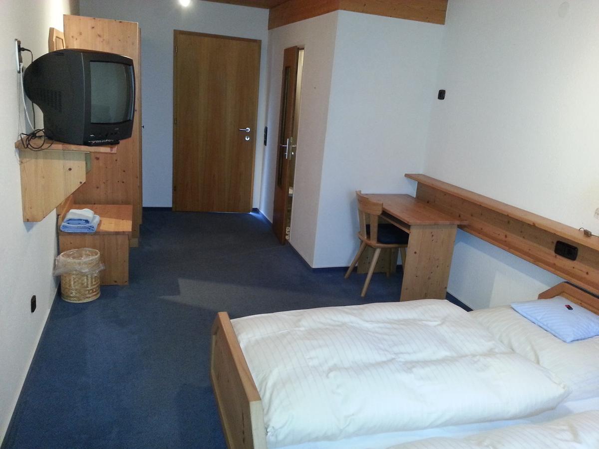 Hotel Bad Bruckhaus Gurtweil Kamer foto