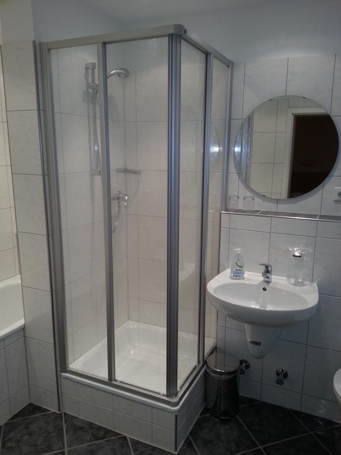 Hotel Bad Bruckhaus Gurtweil Kamer foto